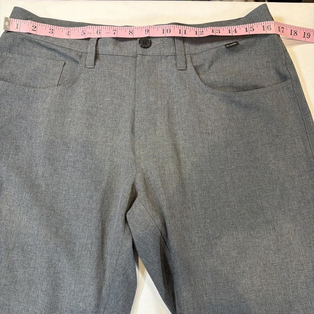 Travis Mathew Golf Pants Men 32x29 Gray Performance‎ Stretch Straight Fit Casual